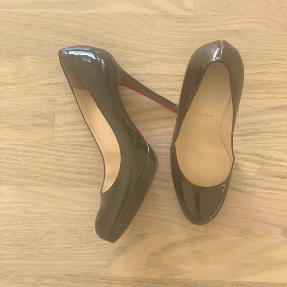 Heels - Picture 1 of 3